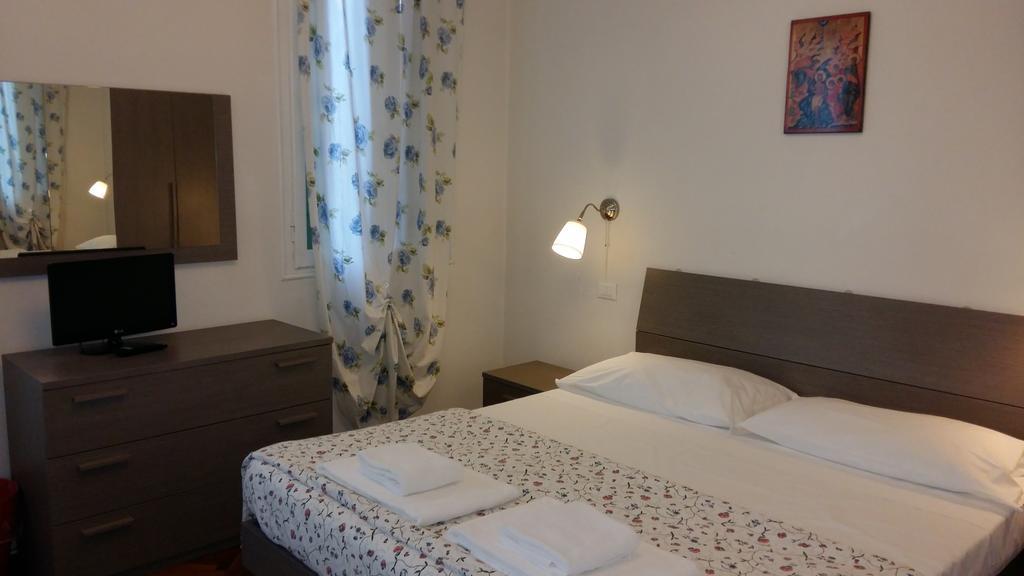 Residenza Carducci Padova Bed & Breakfast Luaran gambar