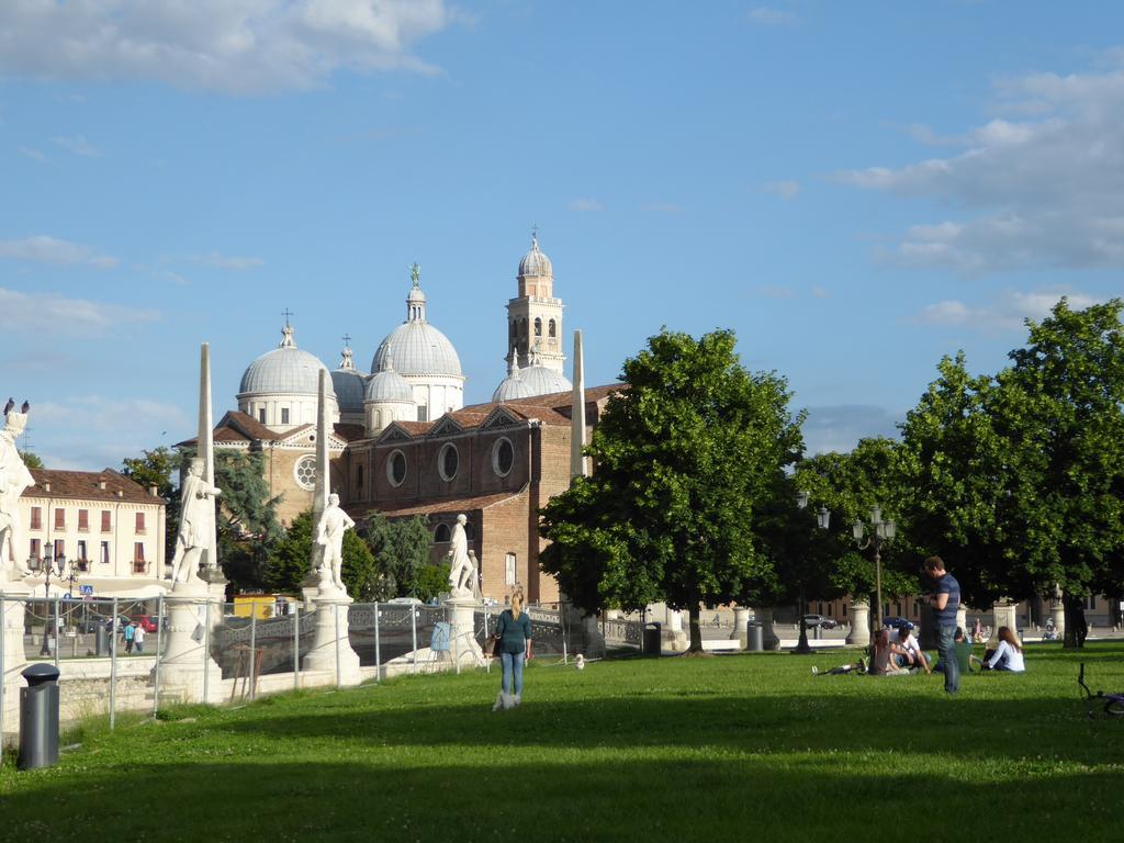 Residenza Carducci Padova Bed & Breakfast Luaran gambar